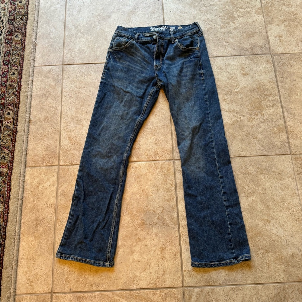 Wrangler men jeans- slim boot fit